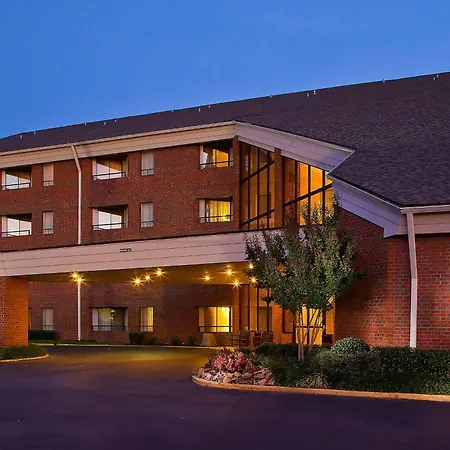 Sonesta Simply Suites Memphis East Poplar Pike
